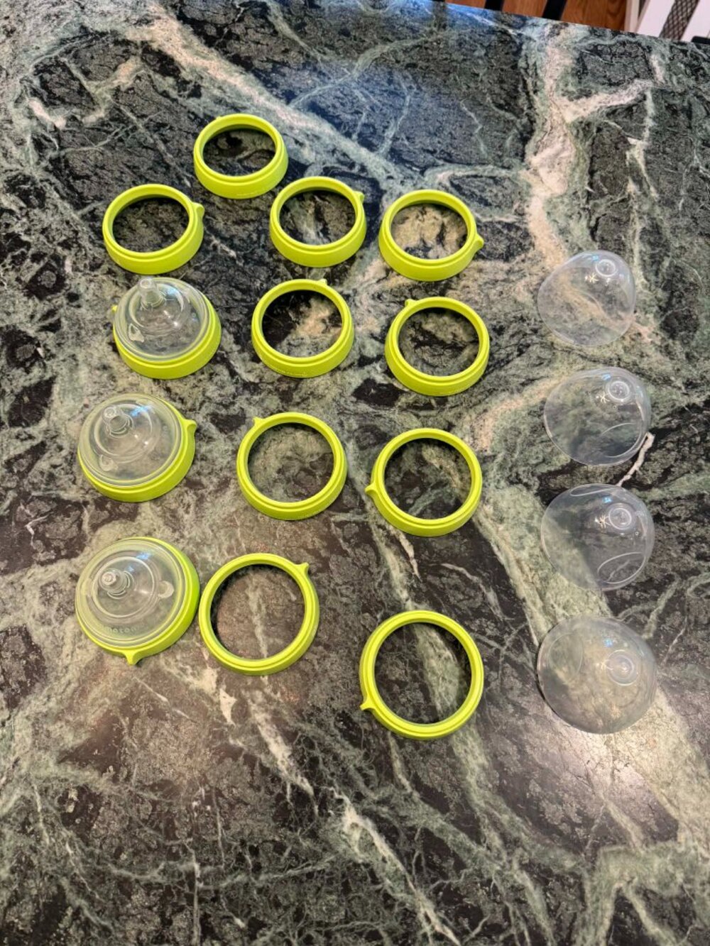 Comotomo Bottle Parts Bundle 13 Rings Caps 1-Hole Nipples Accessories